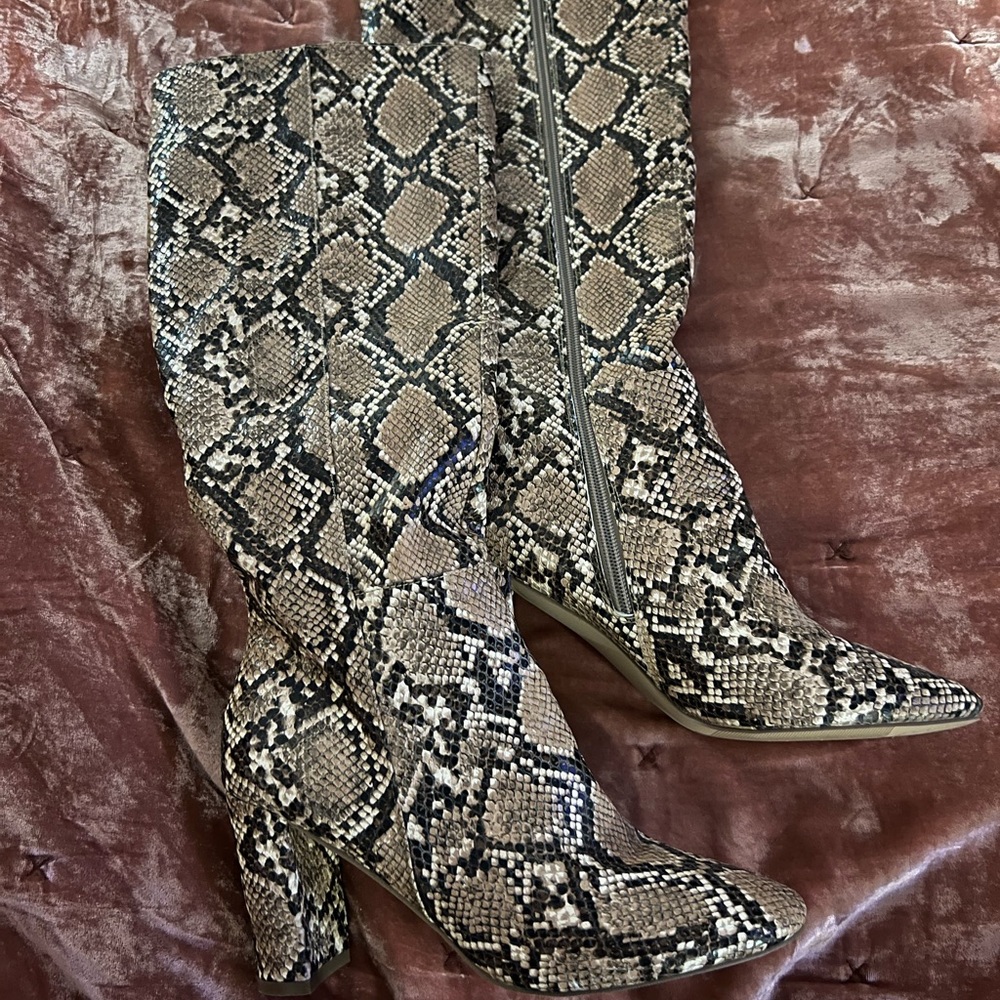 Elegant Snakeskin Heeled Boots - Madden NYC